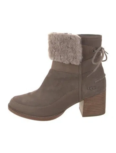 Pre-owned Ugg Suede Boots In Brown