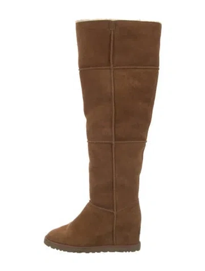 Pre-owned Ugg Suede Boots In Brown