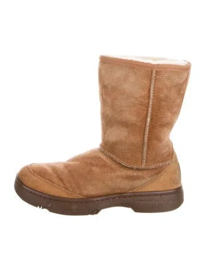Pre-owned Ugg Suede Boots In Brown