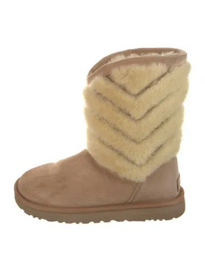 Pre-owned Ugg Suede Boots In Brown