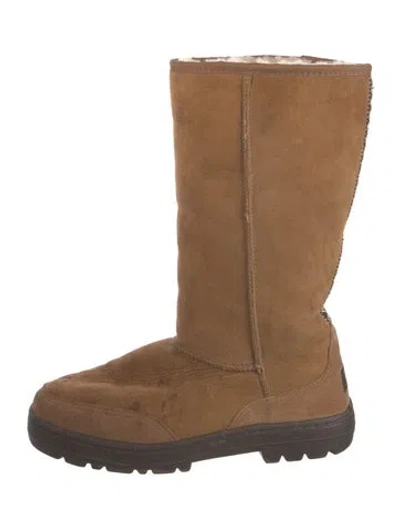 Pre-owned Ugg Suede Boots In Brown