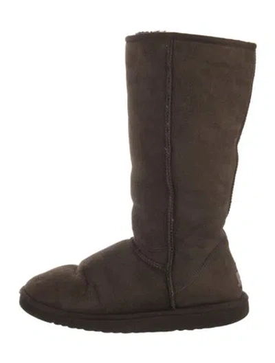 Pre-owned Ugg Suede Boots In Brown