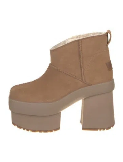 Pre-owned Ugg Suede Boots In Brown