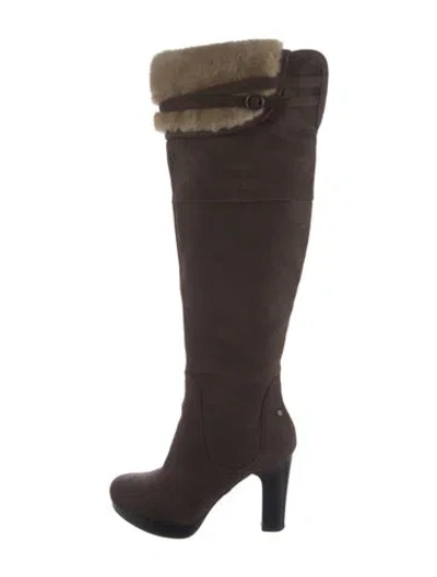 Pre-owned Ugg Suede Boots In Brown