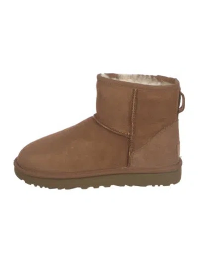 Pre-owned Ugg Suede Boots In Brown