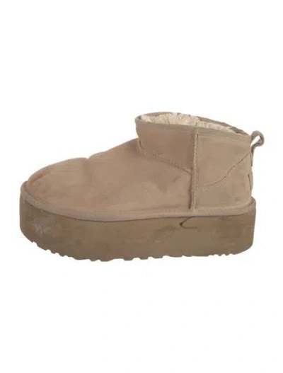 Pre-owned Ugg Suede Boots In Brown
