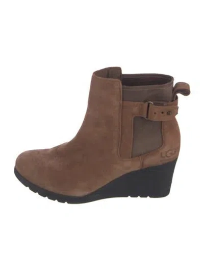 Pre-owned Ugg Suede Boots In Brown