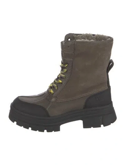 Pre-owned Ugg Suede Boots In Brown