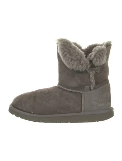 Pre-owned Ugg Suede Boots In Gray