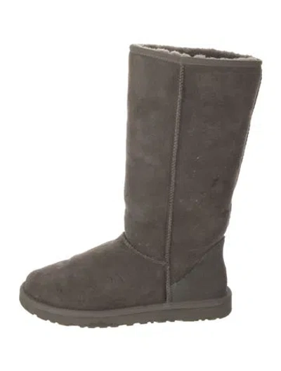 Pre-owned Ugg Suede Boots In Gray
