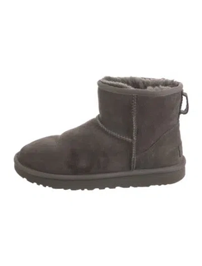Pre-owned Ugg Suede Boots In Gray