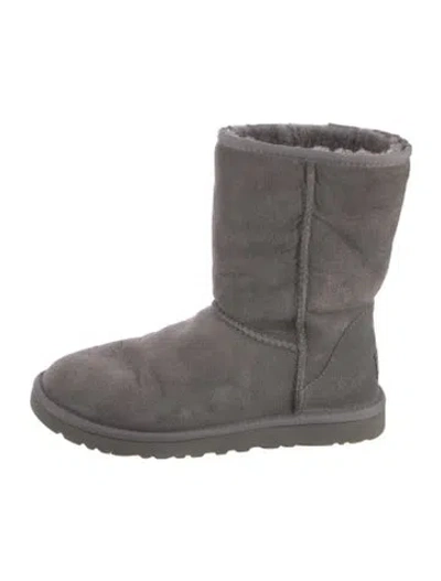 Pre-owned Ugg Suede Boots In Gray