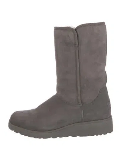 Pre-owned Ugg Suede Boots In Gray