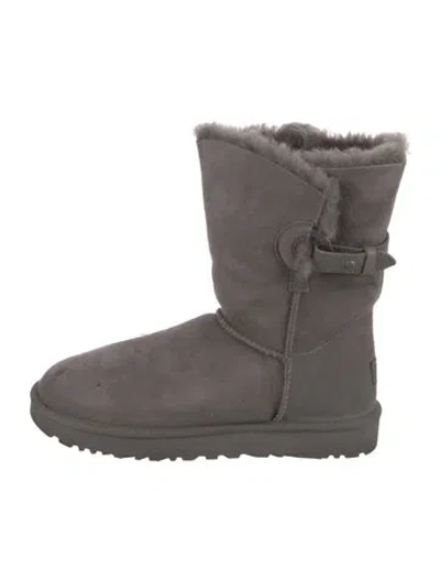 Pre-owned Ugg Suede Boots In Gray
