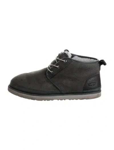 Pre-owned Ugg Suede Boots In Green