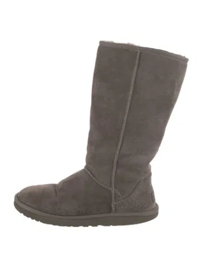 Pre-owned Ugg Suede Boots In Grey