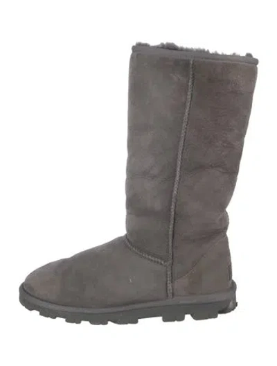 Pre-owned Ugg Suede Boots In Grey