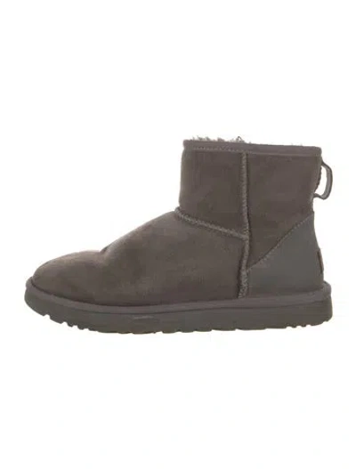 Pre-owned Ugg Suede Boots In Grey