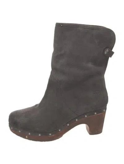Pre-owned Ugg Suede Boots In Grey