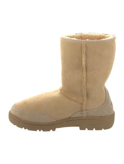 Pre-owned Ugg Suede Boots In Neutral