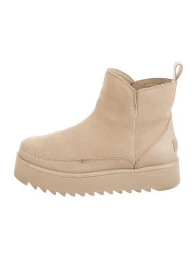 Pre-owned Ugg Suede Boots In Neutral