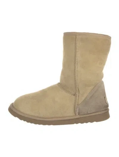 Pre-owned Ugg Suede Boots In Neutral