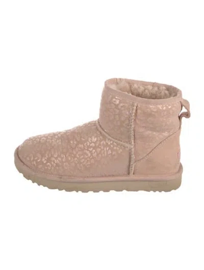 Pre-owned Ugg Suede Boots In Neutral