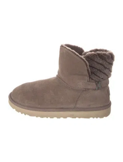 Pre-owned Ugg Suede Boots In Neutral
