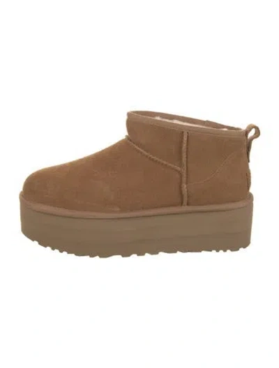 Pre-owned Ugg Suede Boots In Neutral
