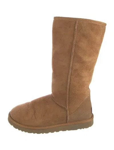 Pre-owned Ugg Suede Boots In Neutral