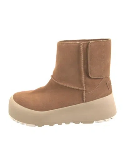 Pre-owned Ugg Suede Boots In Neutral