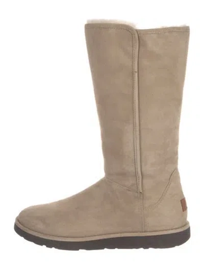 Pre-owned Ugg Suede Boots In Neutral