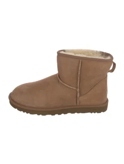 Pre-owned Ugg Suede Boots In Neutrals