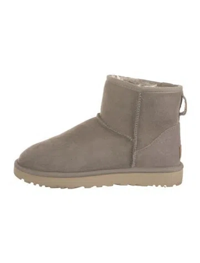 Pre-owned Ugg Suede Boots In Neutrals
