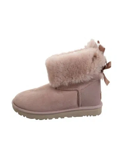 Pre-owned Ugg Suede Boots In Pink