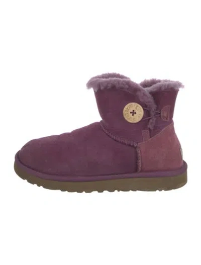 Pre-owned Ugg Suede Boots In Purple