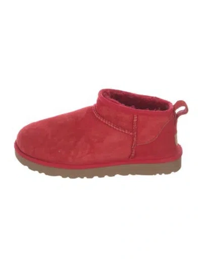 Pre-owned Ugg Suede Boots In Red