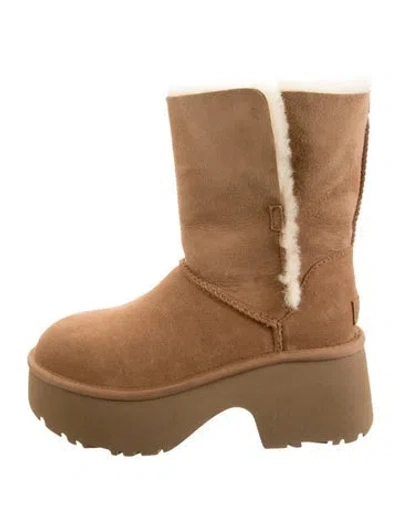 Pre-owned Ugg Suede Boots In Yellow