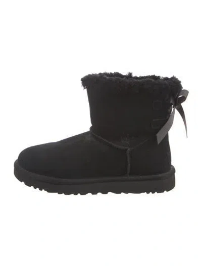 Pre-owned Ugg Suede Bow Accents Boots In Black