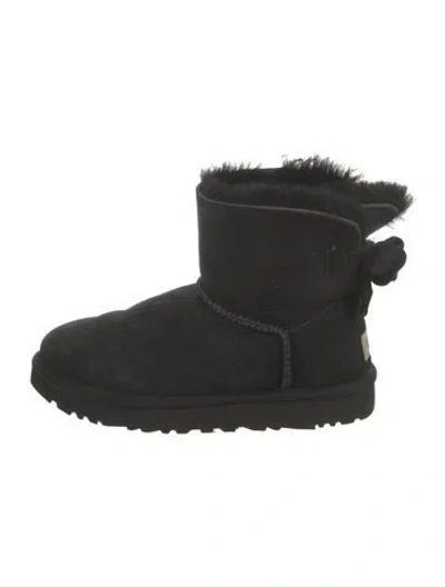 Pre-owned Ugg Suede Bow Accents Boots In Black