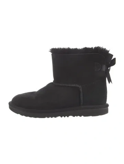 Pre-owned Ugg Suede Bow Accents Boots In Black