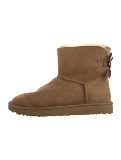 Pre-owned Ugg Suede Bow Accents Boots In Brown