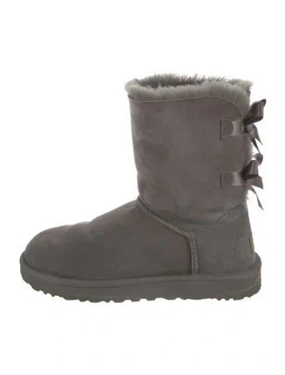 Pre-owned Ugg Suede Bow Accents Boots In Gray