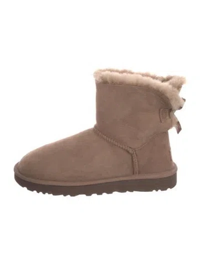 Pre-owned Ugg Suede Bow Accents Boots In Pink