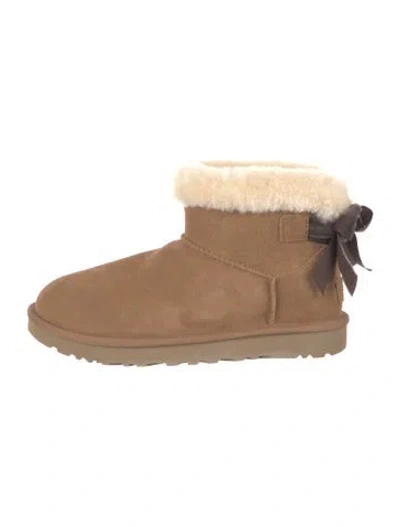 Pre-owned Ugg Suede Bow Accents Lace-up Boots In Brown