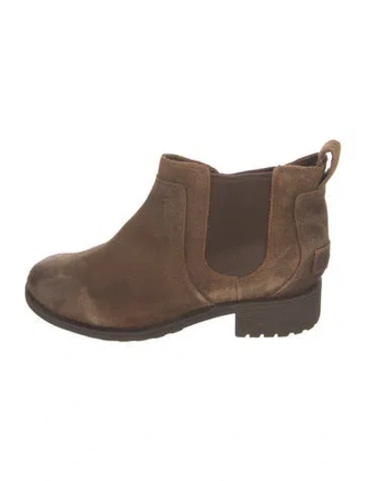 Pre-owned Ugg Suede Chelsea Boots In Brown