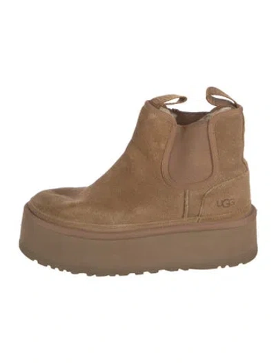 Pre-owned Ugg Suede Chelsea Boots In Brown