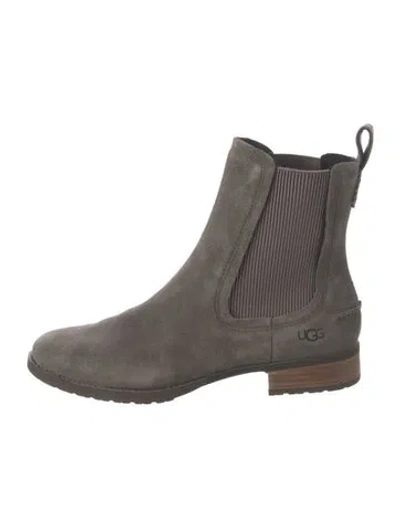Pre-owned Ugg Suede Chelsea Boots In Gray