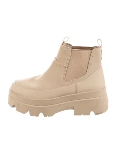 Pre-owned Ugg Suede Chelsea Boots In Neutral