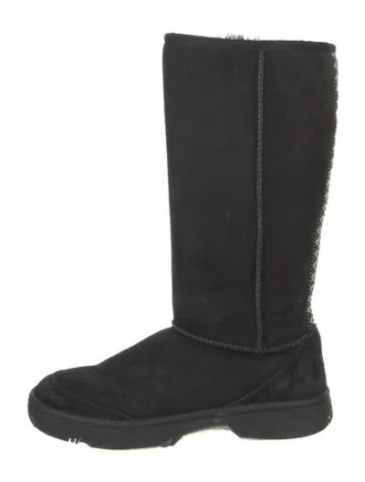 Pre-owned Ugg Suede Embroidered Accent Boots In Black